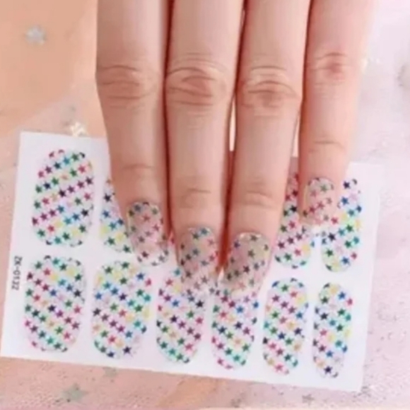 3 FOR $15 💟💟 Self Adhesive Nails Wrap - Picture 1 of 5